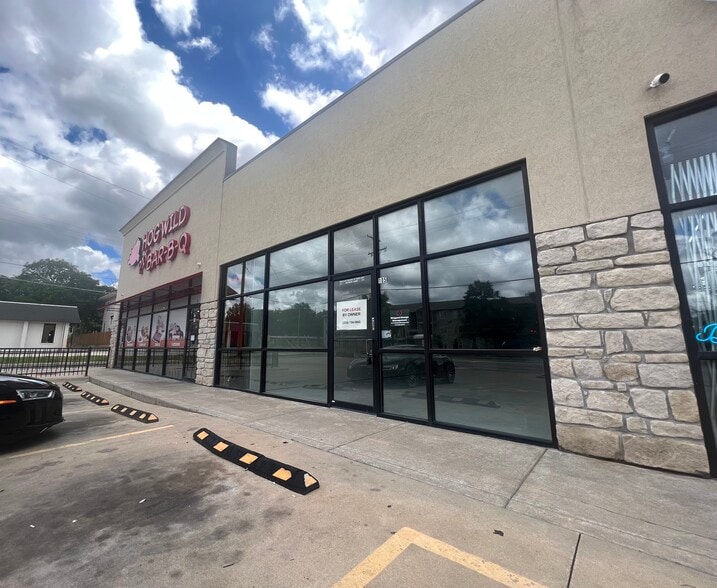 3519 E Central Ave, Wichita, KS for lease - Building Photo - Image 1 of 8