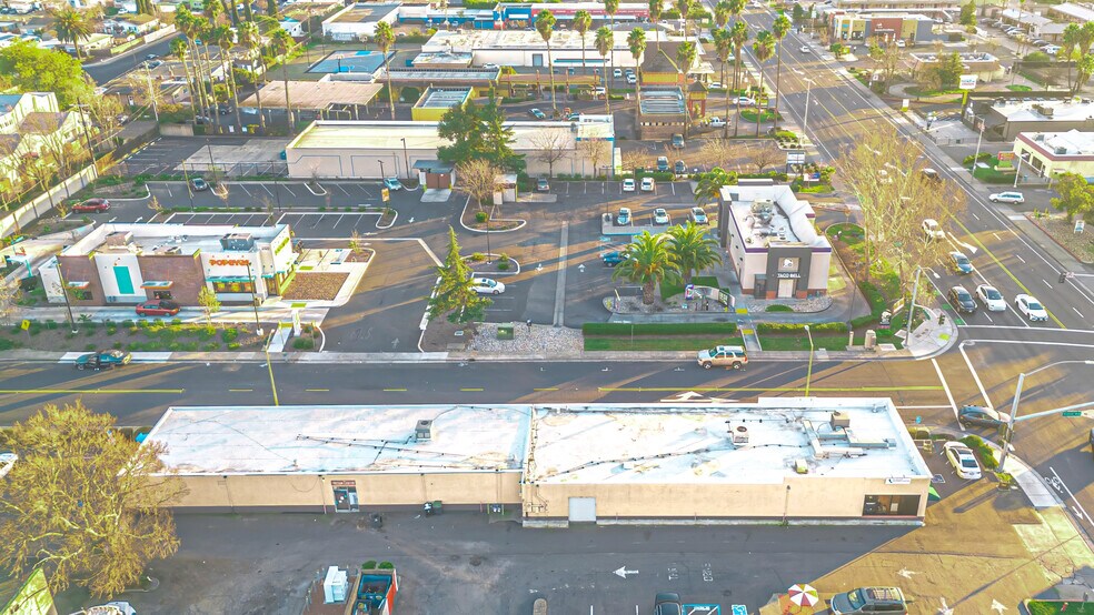 2350 N Texas St, Fairfield, CA à vendre - Photo du bâtiment - Image 2 de 6