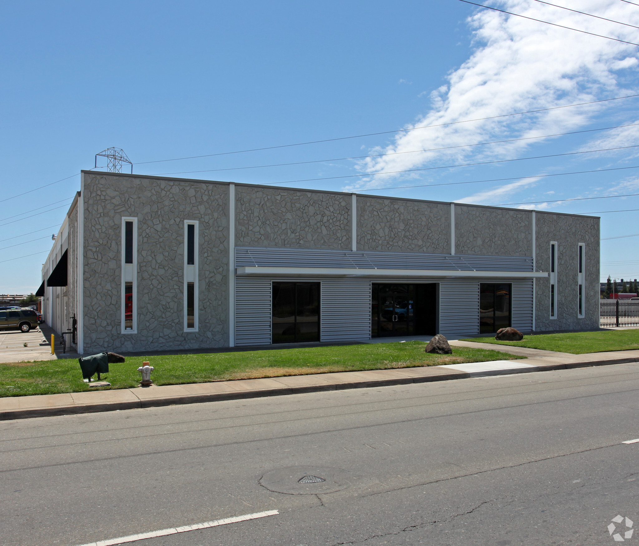 8500 Fruitridge Rd, Sacramento, CA for sale Primary Photo- Image 1 of 1