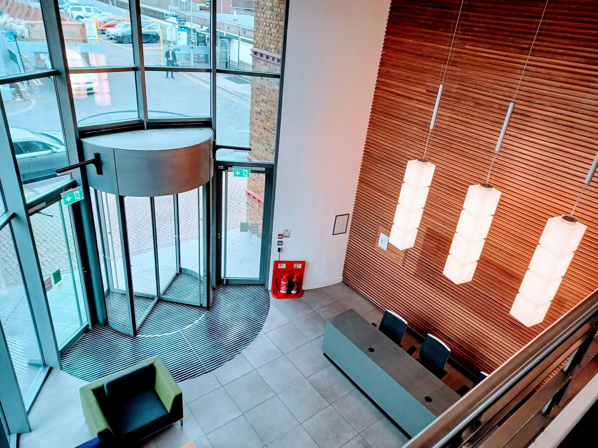 18-19 Station Rd, Sunbury On Thames à louer Photo intérieure- Image 1 de 13