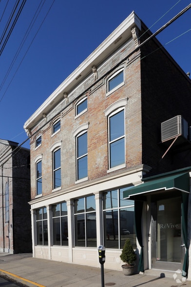 216 S Clay St, Louisville, KY for lease - Building Photo - Image 1 of 8