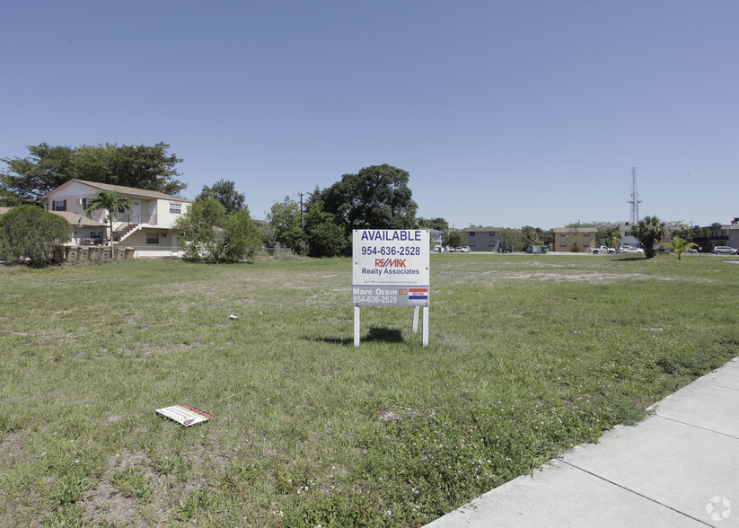 7321 Davie Road Extension, Davie, FL à vendre - Photo principale - Image 1 de 1