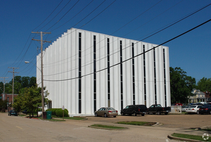 510 George St, Jackson, MS for lease - Building Photo - Image 3 of 8