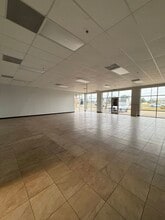2228 Trenton Rd, McAllen, TX à louer Photo intérieure- Image 1 de 3