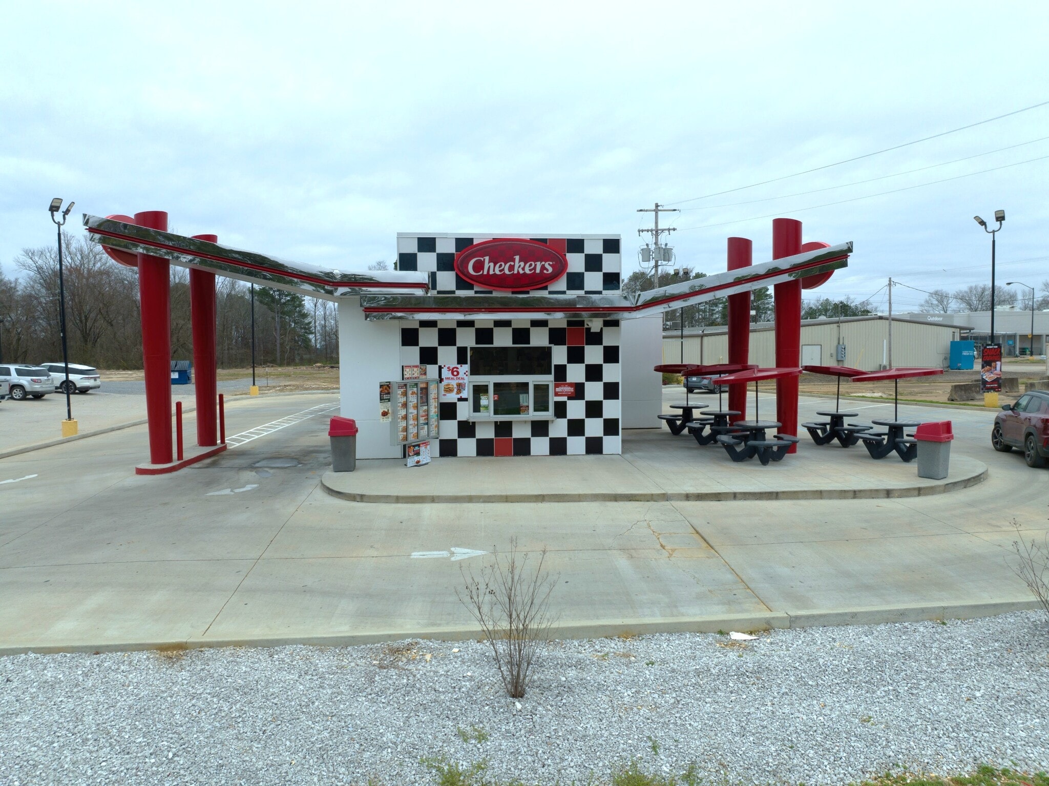 730 E Madison St, Houston, MS for sale Primary Photo- Image 1 of 2