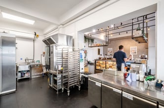 146-148 Battersea High St, London for lease Interior Photo- Image 2 of 2