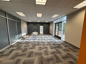 4900 Constellation Dr, White Bear Township, MN for lease Interior Photo- Image 1 of 5