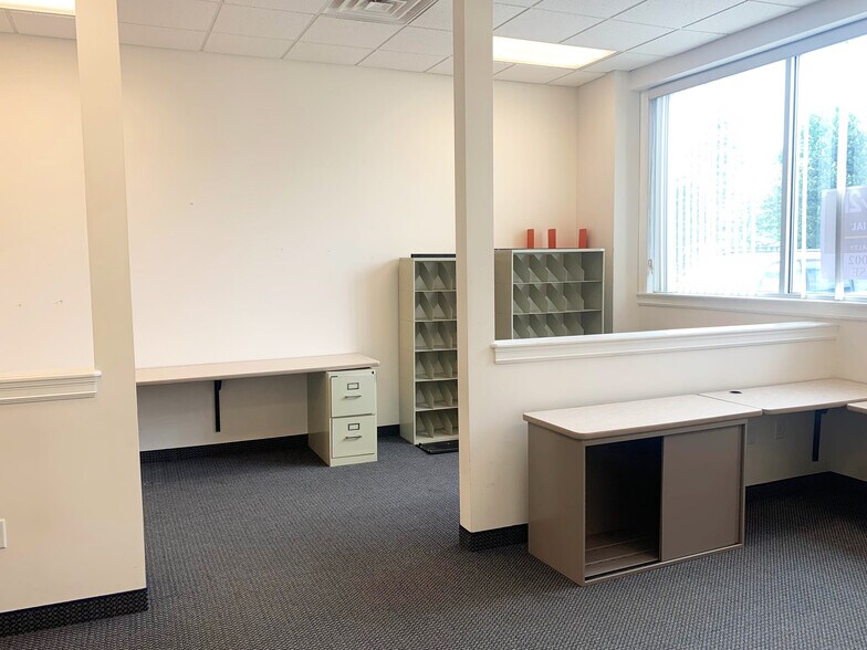 5600 State St, Saginaw, MI à louer - Photo du bâtiment - Image 3 de 9