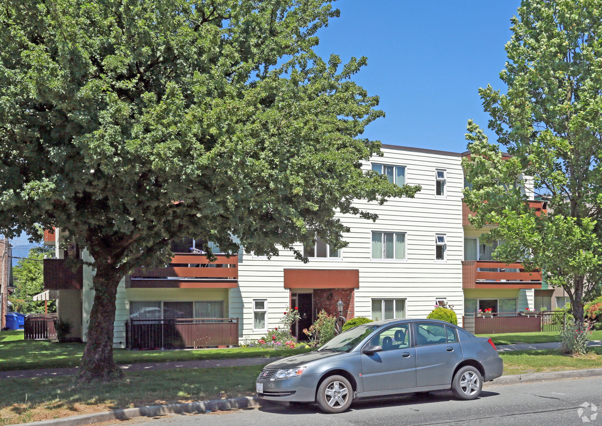 35 E 16th Ave, Vancouver, BC à vendre Photo du bâtiment- Image 1 de 1