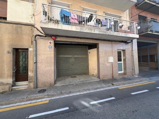 Sant Vicenç dels Horts, BAR 08620 -  -  - Interior Photo - Image 1 of 13