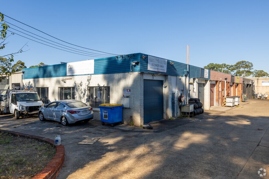 16 Anvil Rd, Seven Hills for sale - Primary Photo - Image 1 of 4