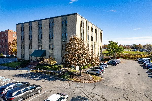 150 Wood Rd, Braintree, MA for lease Building Photo- Image 1 of 10