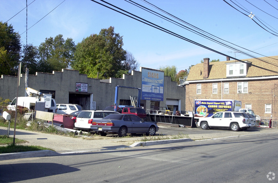 891 State St, Perth Amboy, NJ for sale - Primary Photo - Image 1 of 1