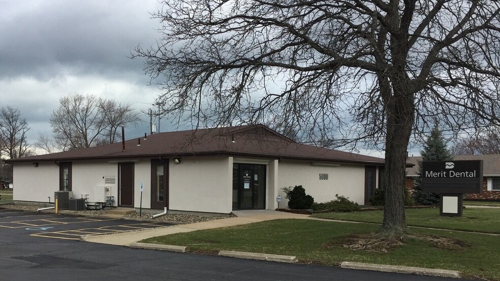5000 Oberlin Ave, Lorain, OH à vendre - Photo du bâtiment - Image 1 de 4