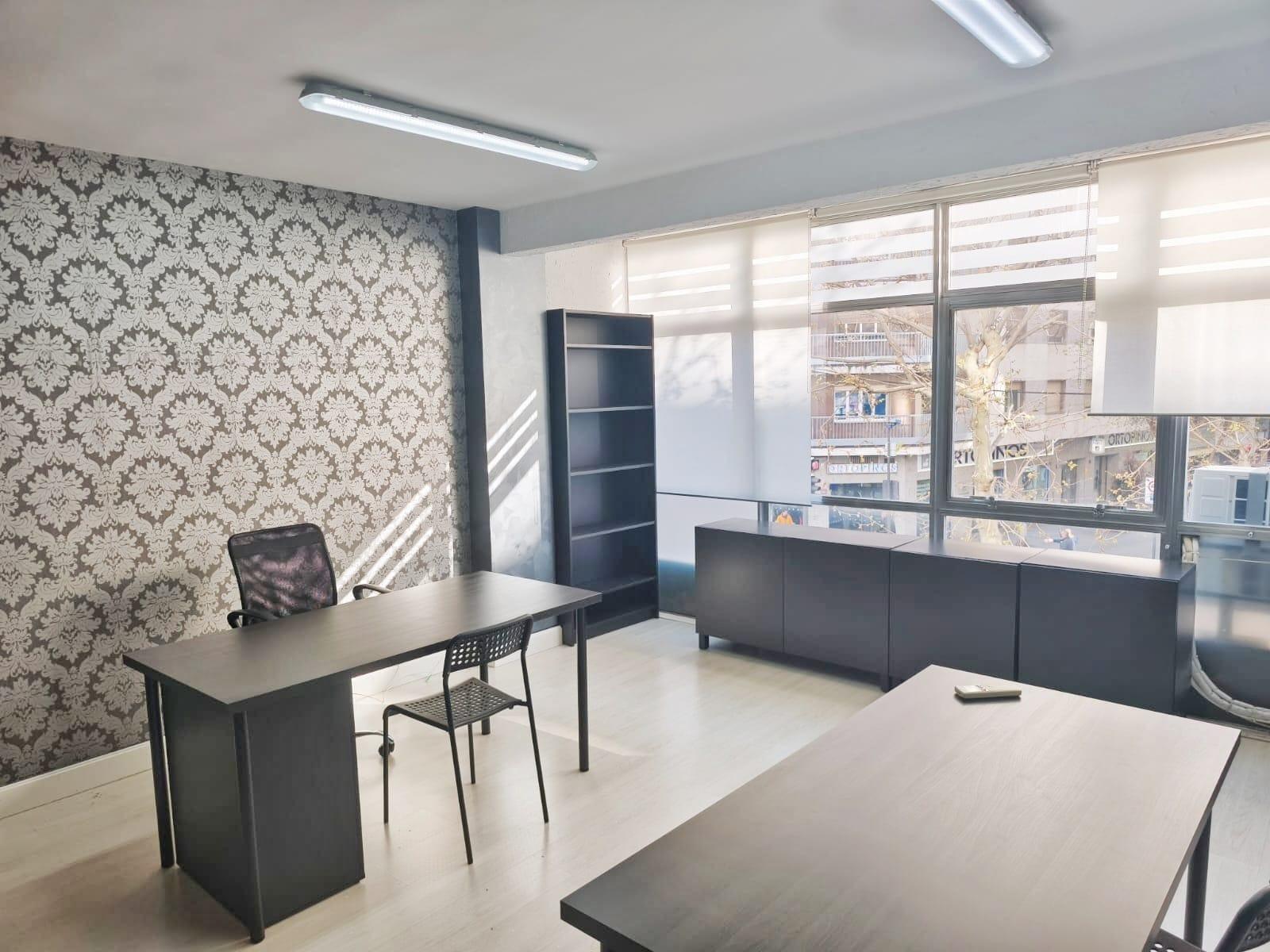 Office in Salamanca, Salamanca for lease Interior Photo- Image 1 of 6