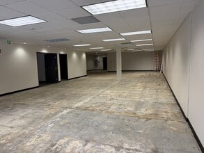 6900 W Jefferson Ave, Lakewood, CO for lease Interior Photo- Image 1 of 3