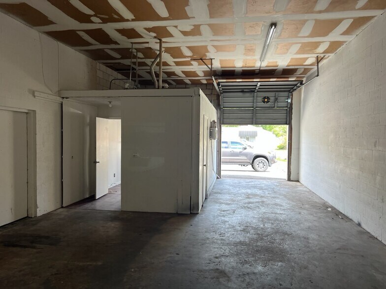 3650 NE 25th St, Ocala, FL à louer - Photo du bâtiment - Image 3 de 11