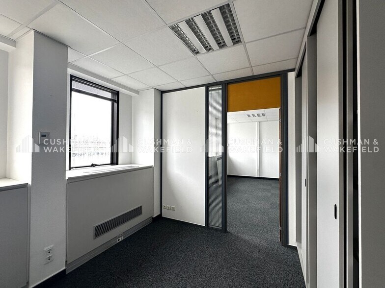 Rue Des Cigognes, Strasbourg for lease - Interior Photo - Image 2 of 10