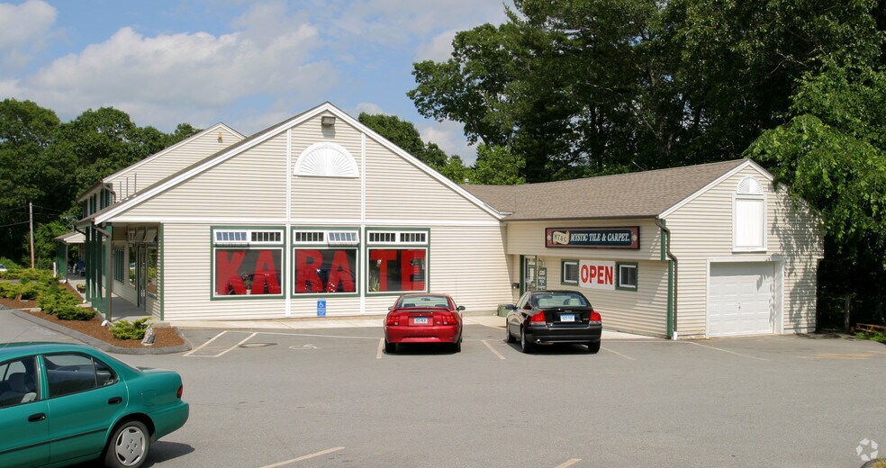 3175 Gold Star Hwy, Mystic, CT for lease - Building Photo - Image 2 of 6