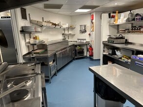Queens Rd, Jersey for lease Interior Photo- Image 1 of 4