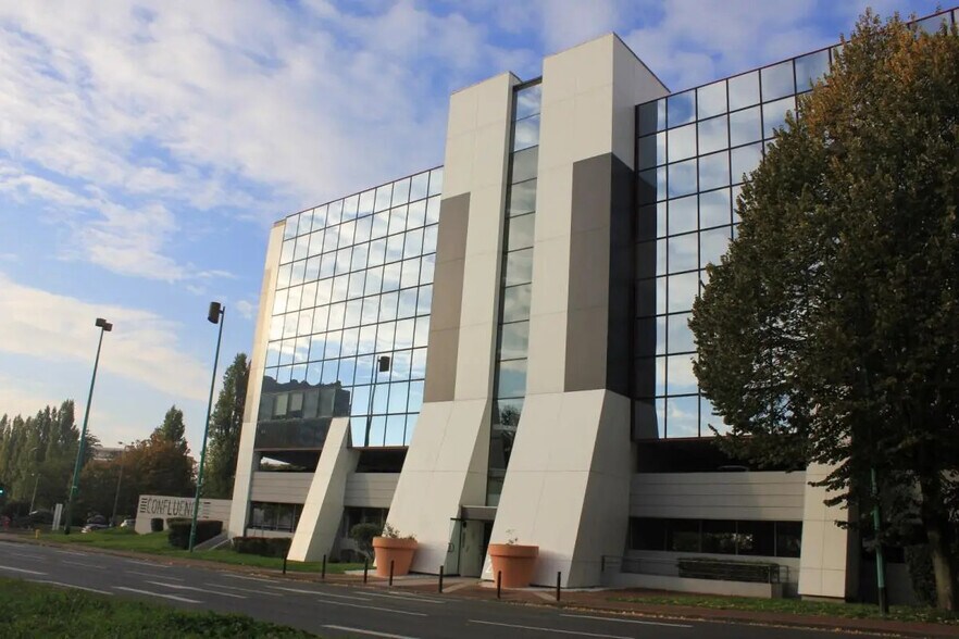 23 Boulevard De L'Oise, Cergy à louer - Photo du bâtiment - Image 2 de 8