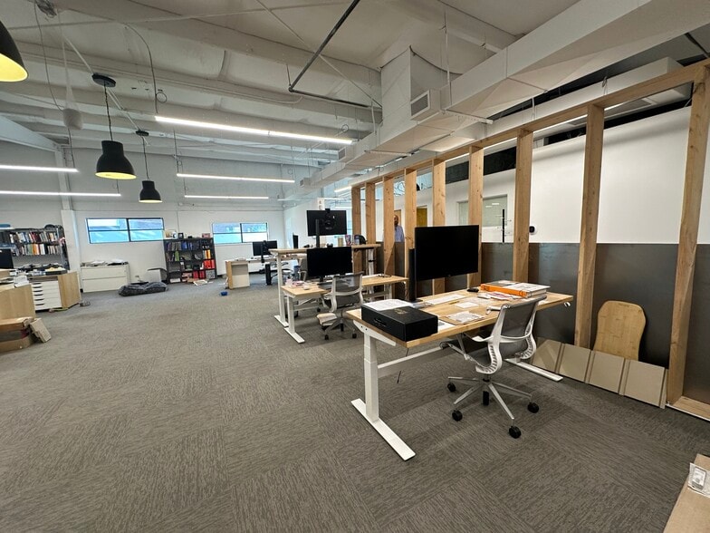 495 W Cedar Ave, Denver, CO for sale - Interior Photo - Image 3 of 13