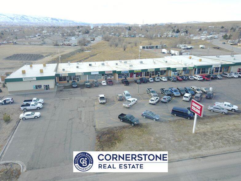 4693 W Yellowstone Hwy, Mills, WY for lease - Building Photo - Image 1 of 1