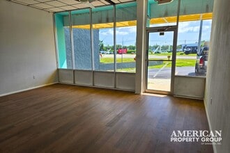 822-882 S Tamiami Trl, Osprey, FL for lease Interior Photo- Image 2 of 2