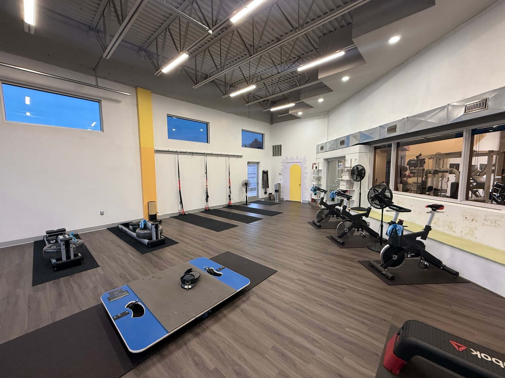 2163 E 3300 S, Salt Lake City, UT for lease Interior Photo- Image 1 of 3