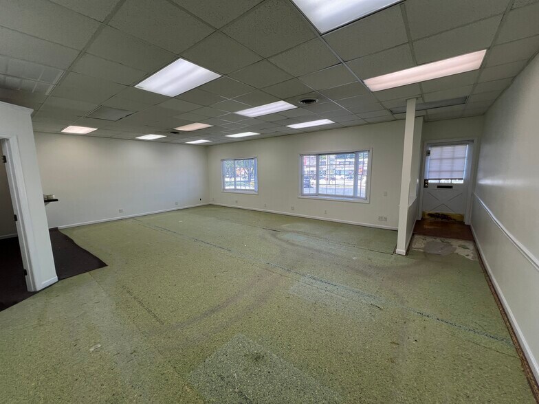 6400-6406 E Brainerd Rd, Chattanooga, TN à louer - Photo du bâtiment - Image 3 de 7