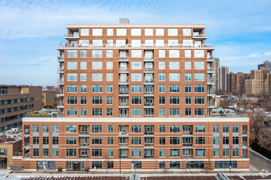 550 W Webster Ave, Chicago, IL à louer - Photo du bâtiment - Image 2 de 6