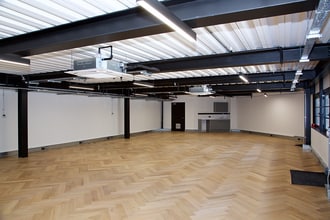 32-40 Gordon House Rd, London for lease Interior Photo- Image 1 of 4