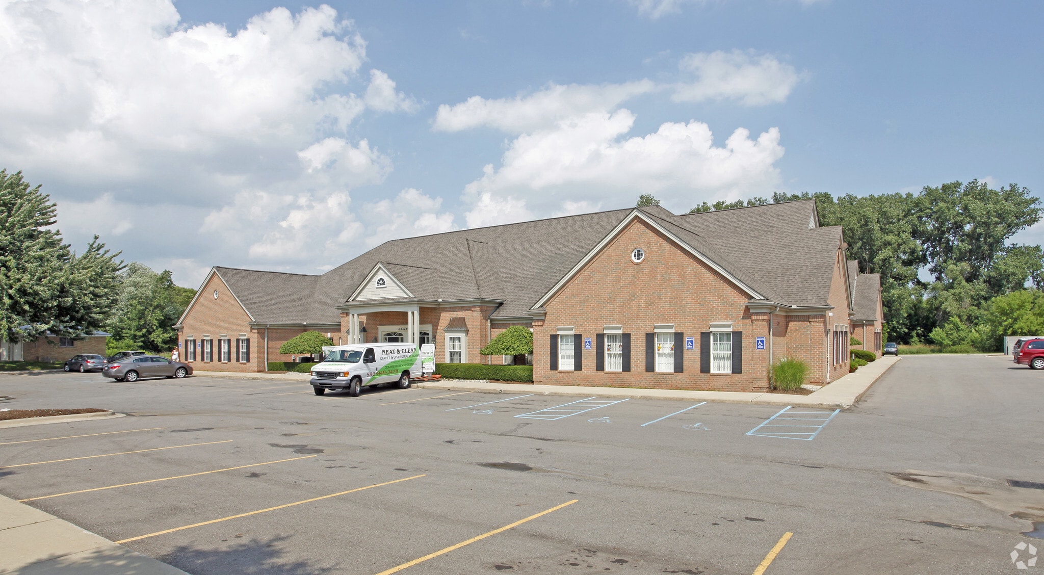 46600 Romeo Plank Rd, Macomb, MI for lease Primary Photo- Image 1 of 6