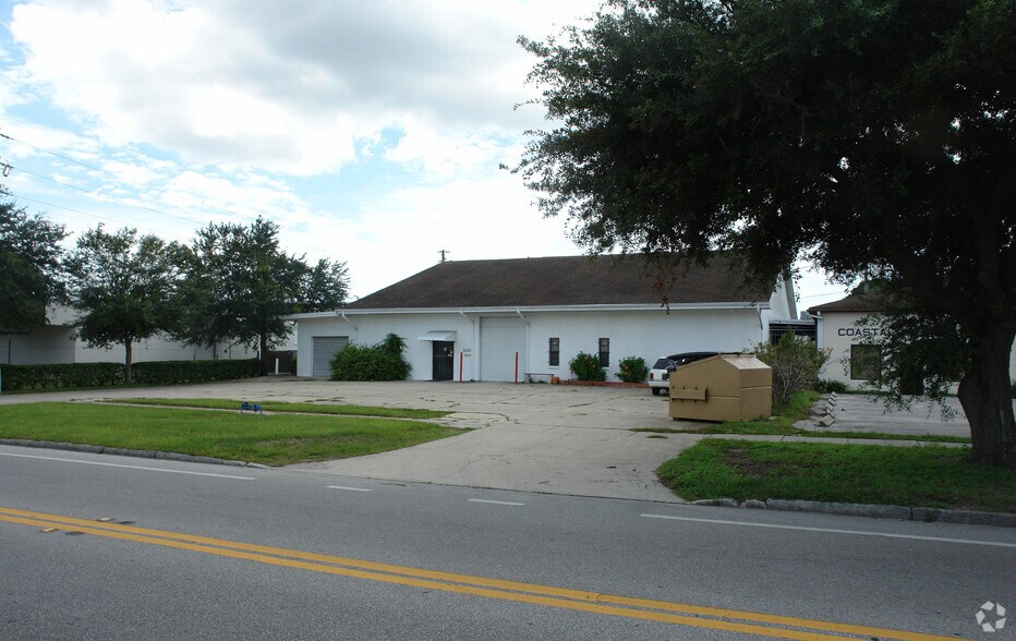3200 28th St N, Saint Petersburg, FL à vendre - Photo du bâtiment - Image 2 de 6