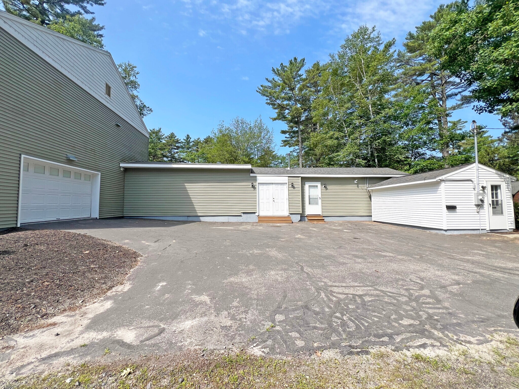 11 Shore Rd, Windham, ME à vendre Photo principale- Image 1 de 1