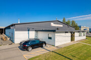 4033 11th St SE, Calgary AB - Entrepôt