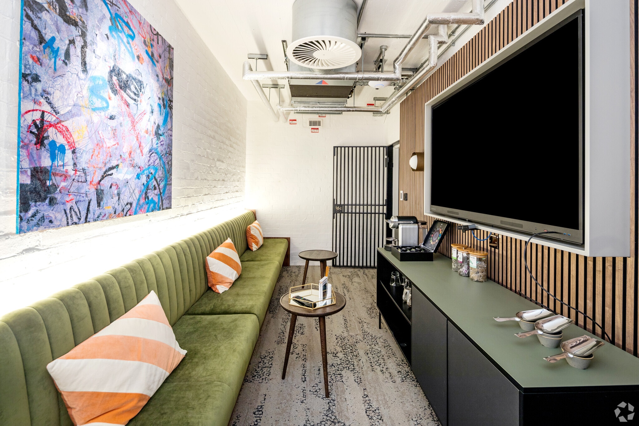 30 Tweedy Rd, Bromley à louer Photo intérieure- Image 1 de 7