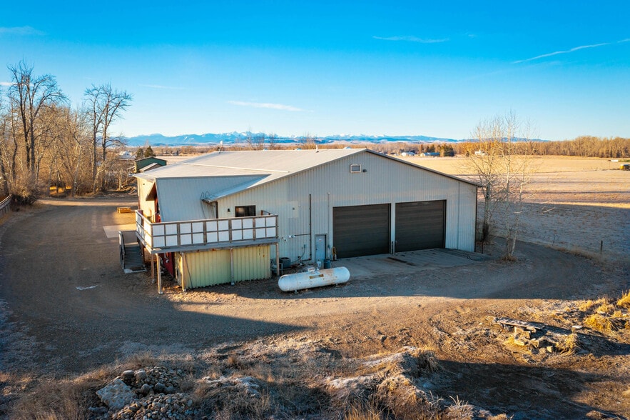 7795 Thorpe Rd, Bozeman, MT à vendre - Photo du bâtiment - Image 3 de 45