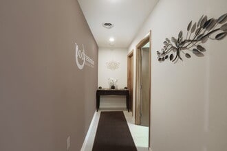 970 Hope St, Bristol, RI à louer Photo du bâtiment- Image 2 de 53