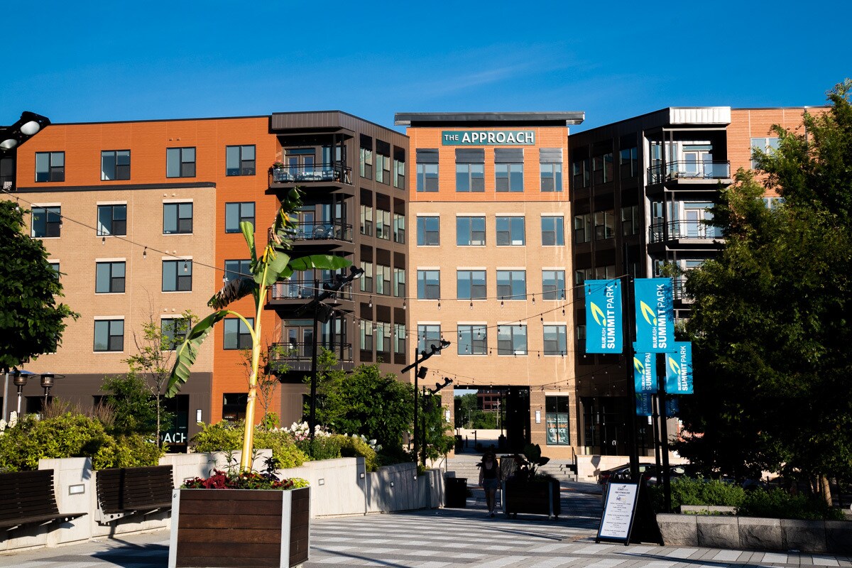 10250 Gateway Pl, Blue Ash, OH à vendre Photo du bâtiment- Image 1 de 1