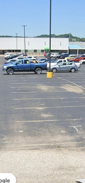 122 Hills Plz, Charleston, WV for lease - Building Photo - Image 2 of 3