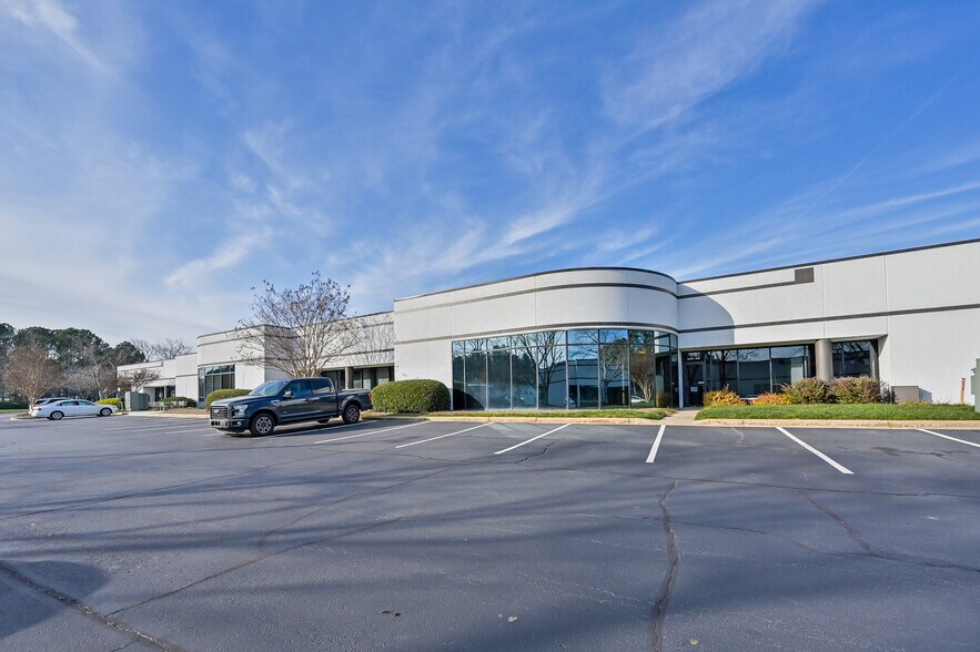 3100 Breckinridge Blvd, Duluth, GA à louer - Photo du bâtiment - Image 1 de 21