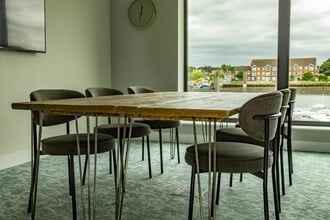 29-33 Vespasian Rd, Southampton for lease Interior Photo- Image 1 of 6