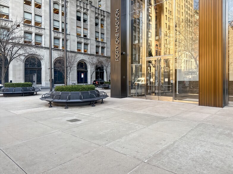 41 Madison Ave, New York, NY à louer - Photo du bâtiment - Image 2 de 11
