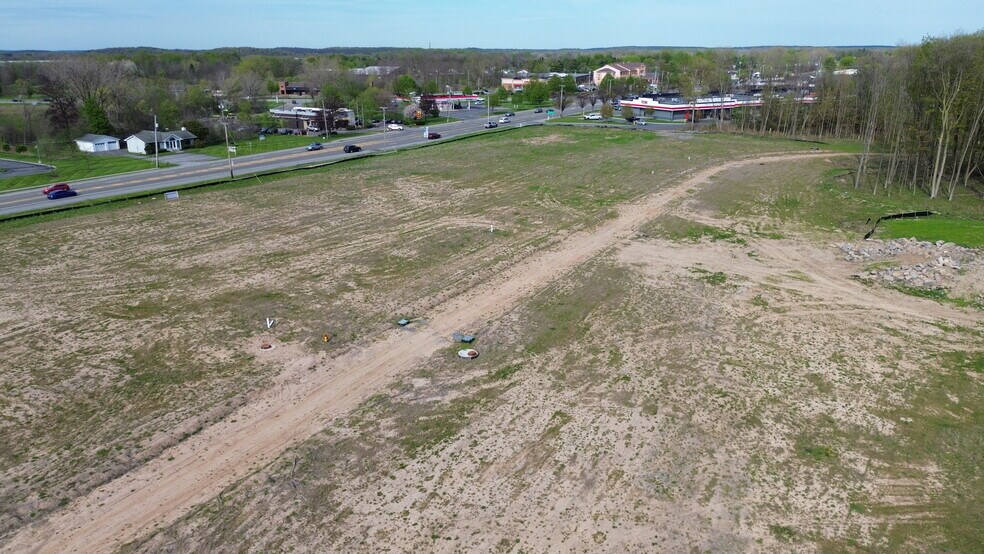 New York 96, Farmington, NY for lease - Primary Photo - Image 1 of 5