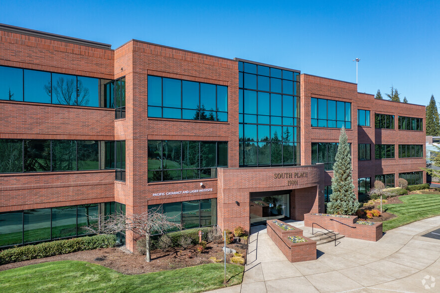 19801 SW 72nd Ave, Tualatin, OR for lease - Building Photo - Image 1 of 9