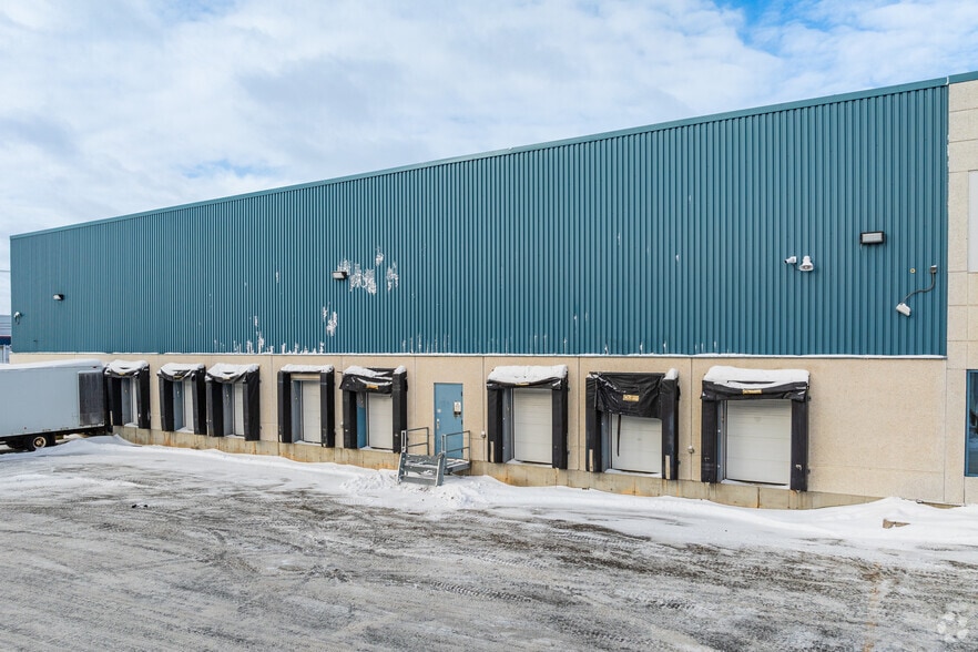 9000-9280 Boul du Golf, Montréal, QC for lease - Building Photo - Image 3 of 5