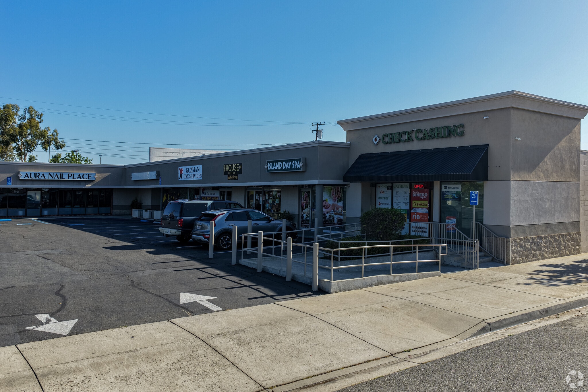 821-843 N Tustin St, Orange, CA for lease Primary Photo- Image 1 of 10