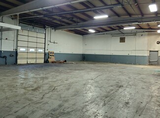 Plus de détails pour 240 Westminster Rd, West Seneca, NY - Industriel à louer