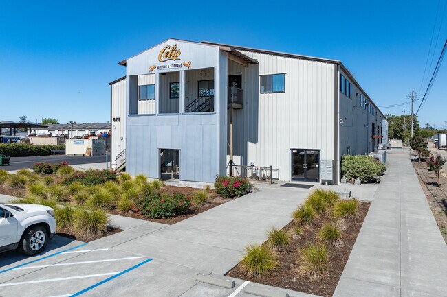 More details for 879 Lindberg Ln, Petaluma, CA - Office, Industrial for Lease